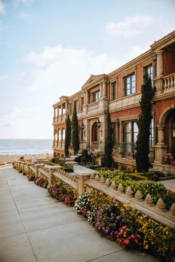 Immobilier haut de gamme à Sanary-sur-Mer : découvrez nos biens